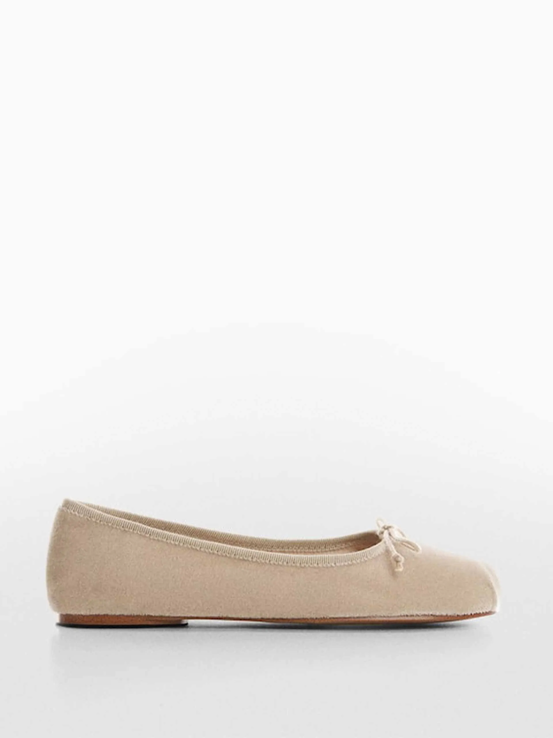 Ballerina shoes with velvet bow