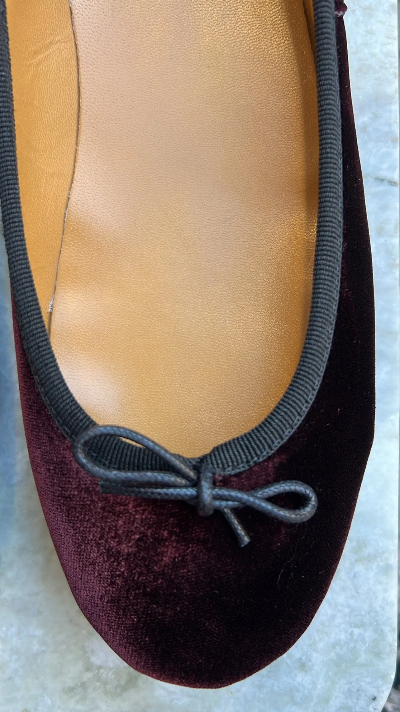 Lolo The Ballerina - Capri Velvet - Burgundy