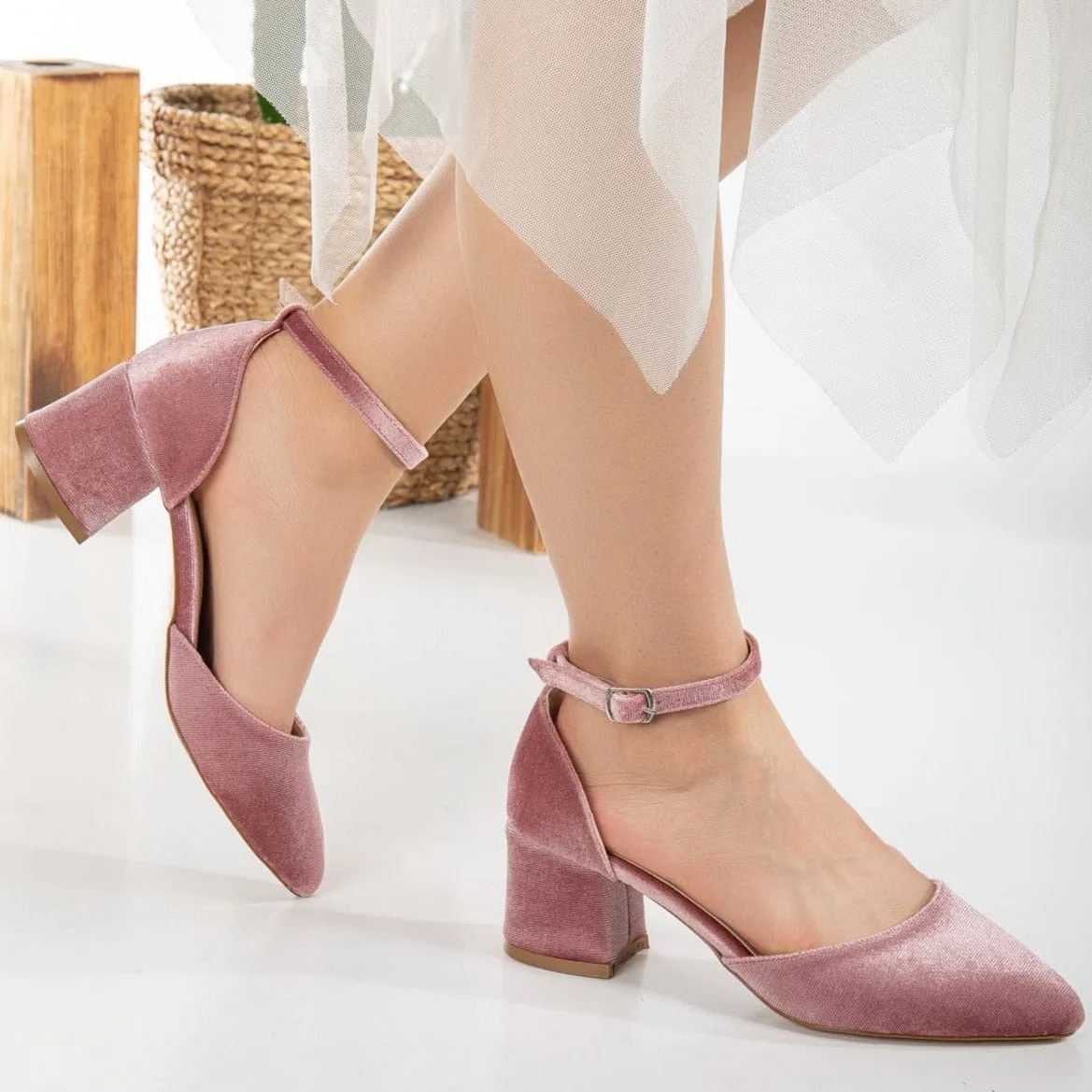 Miranda Vegan Velvet & Pearl Block Heel Sandals | Rose