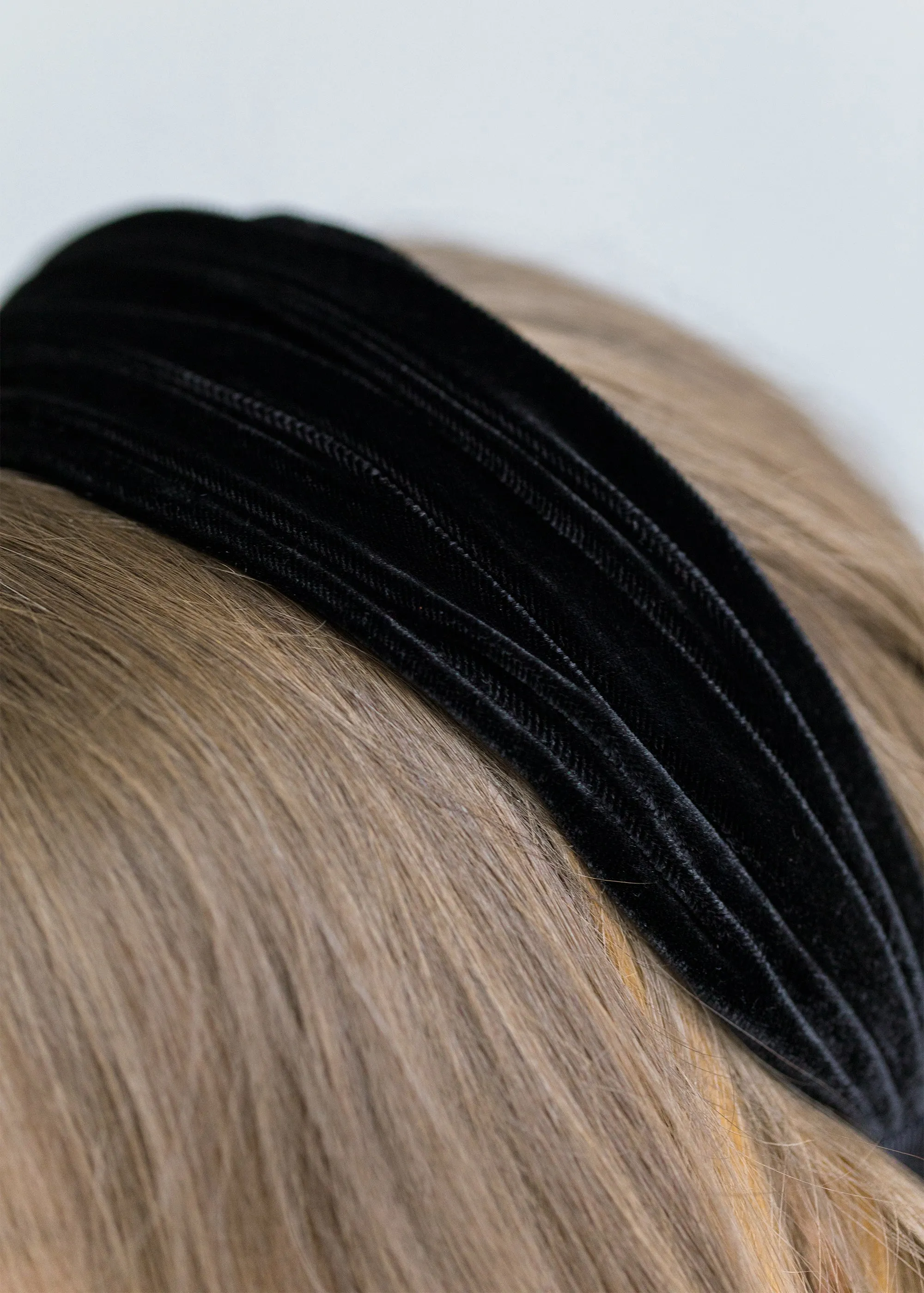Natasha Velvet Headband -- Black