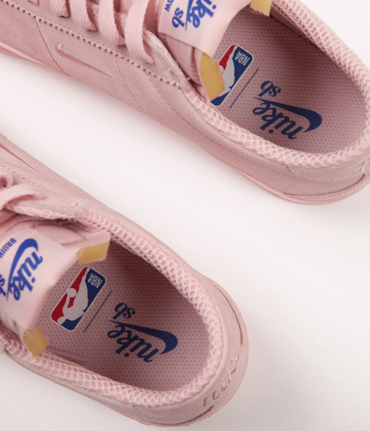 Nike SB x NBA Bruin Ultra Shoes - Bubblegum / Bubblegum - University Red