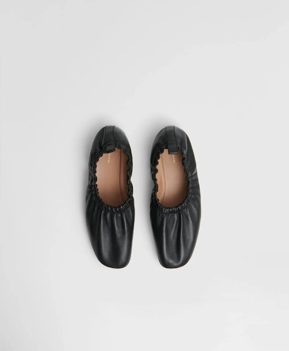 Ruched Ballerina - Black