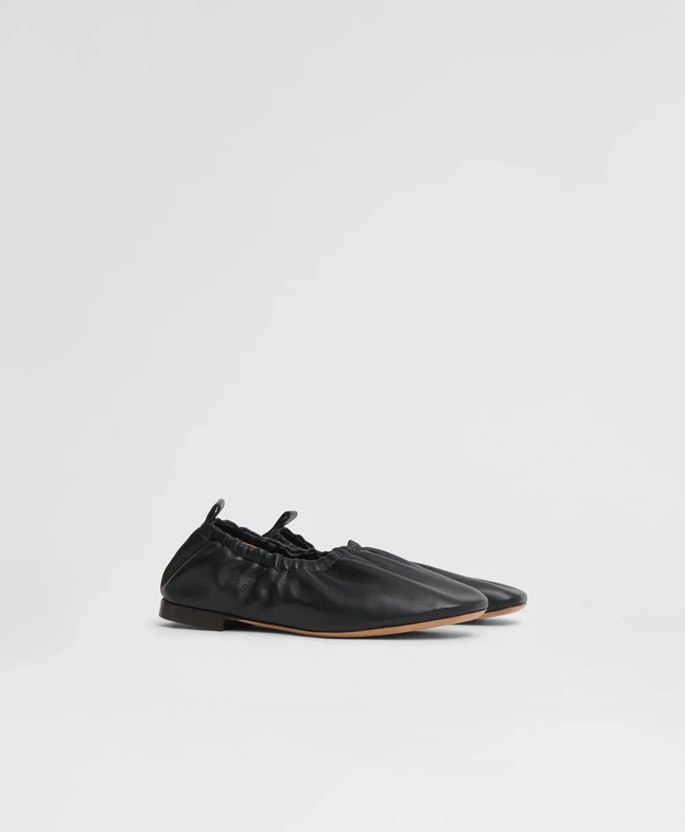 Ruched Ballerina - Black