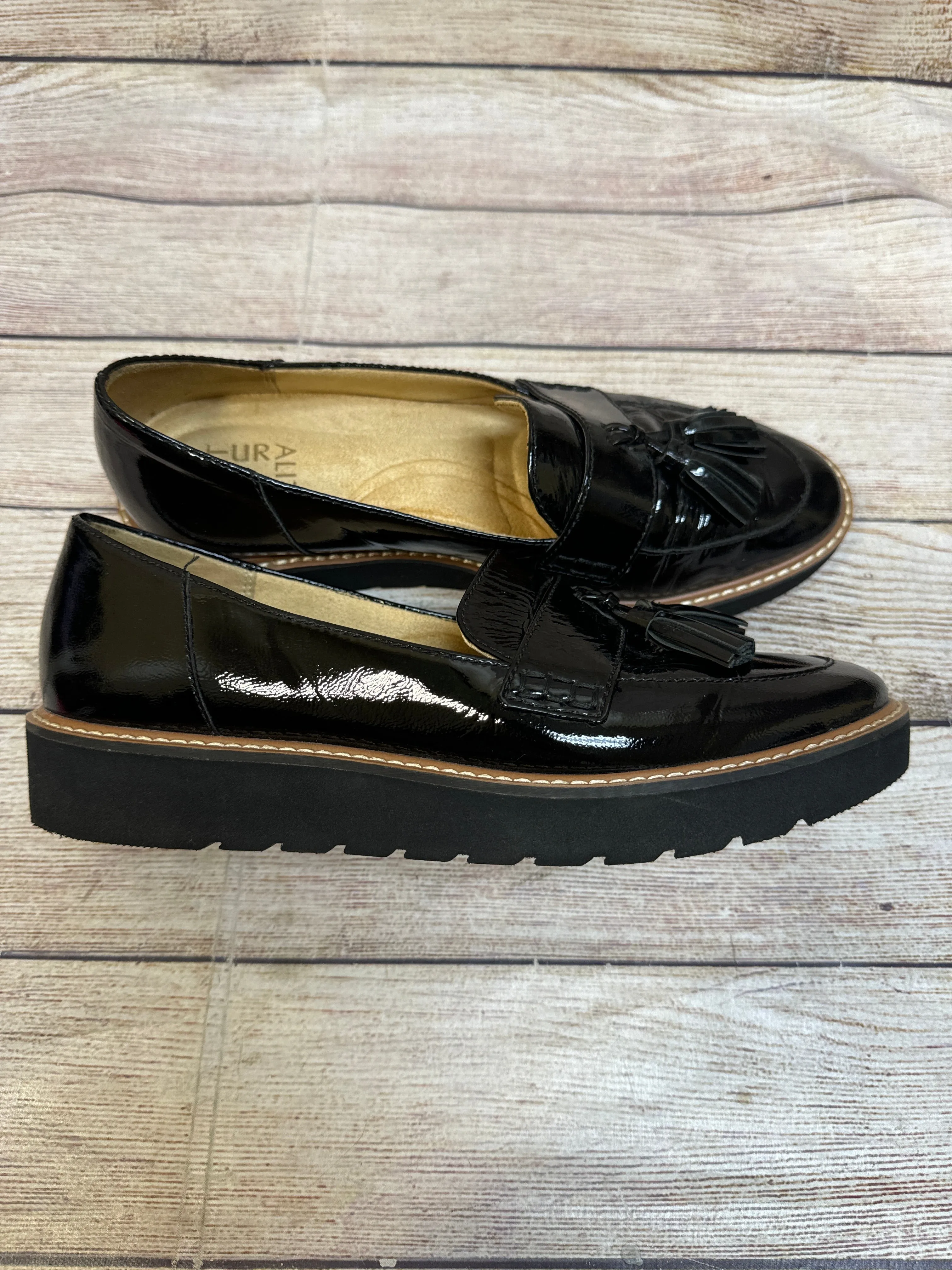 Shoes Flats By Naturalizer In Black, Size: 8.5